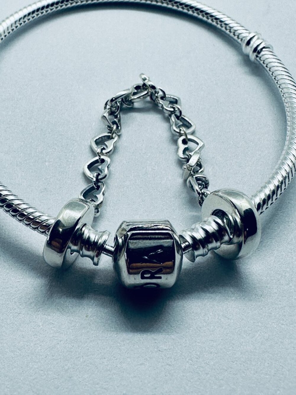 NEW Authentic PANDORA Bracelet Safety Chain Charm LINKED HEARTS Safety Chain - Picture 4 of 7